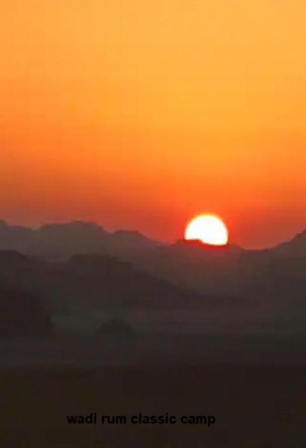 Calm Camp Bed and Breakfast Wadi Rum Exteriör bild