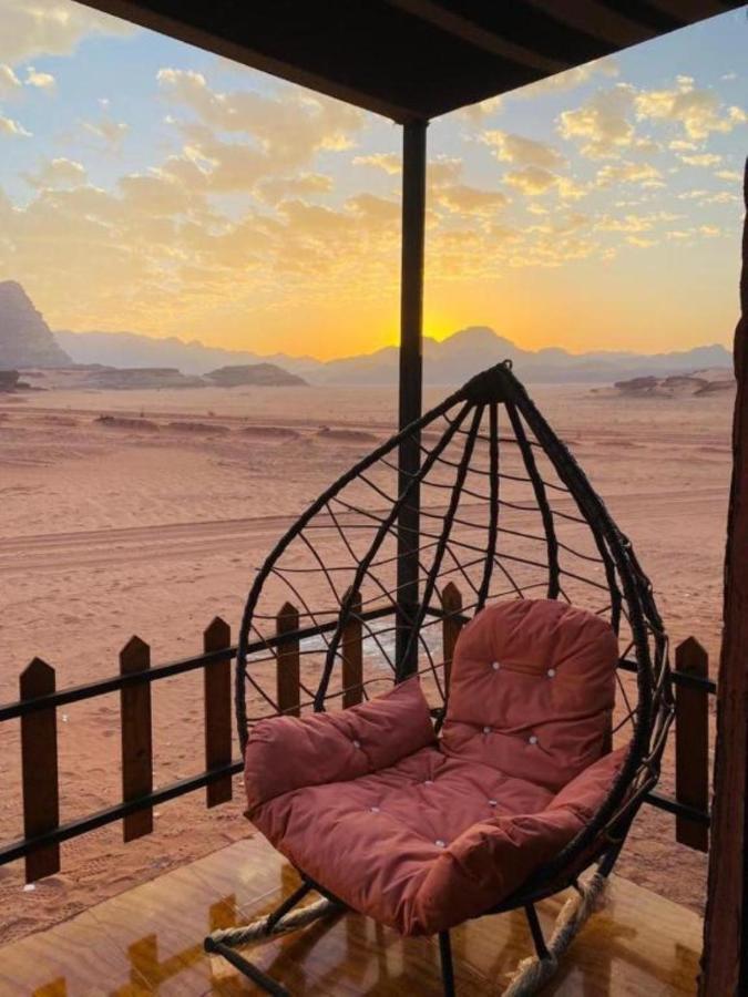 Calm Camp Bed and Breakfast Wadi Rum Exteriör bild