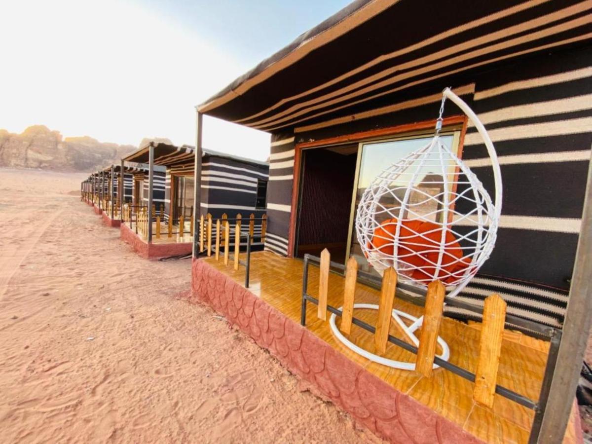 Calm Camp Bed and Breakfast Wadi Rum Exteriör bild