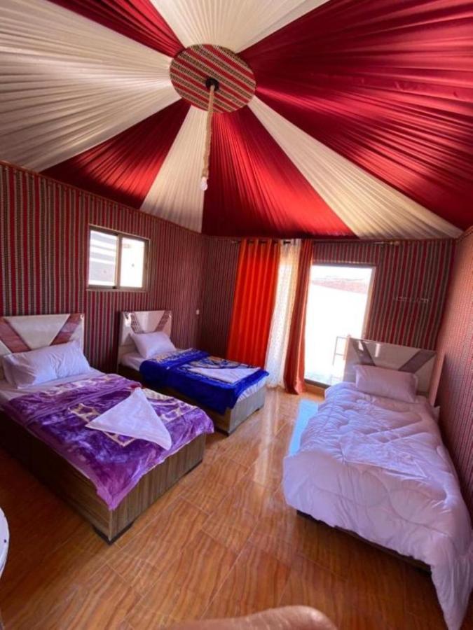 Calm Camp Bed and Breakfast Wadi Rum Exteriör bild