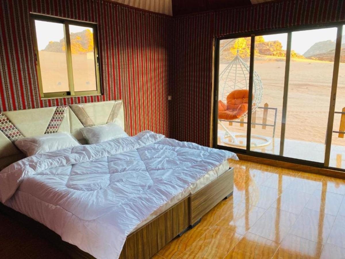 Calm Camp Bed and Breakfast Wadi Rum Exteriör bild